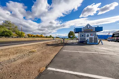 3811 Crater Lake Highway, Medford, OR 97504 - Photo 70