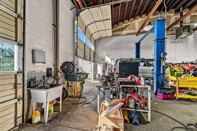 3811 Crater Lake Highway, Medford, OR 97504 - Photo 58