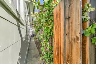 427 N Grape St, Medford, OR 97501 - Photo 24