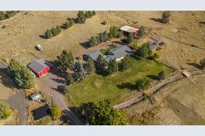 2411 Vermont Street, Klamath Falls, OR 97603 - Photo 1