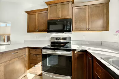 3537 Durst Street, Medford, OR 97504 - Photo 12