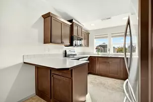 3537 Durst St, Medford, OR 97504 - Photo 10