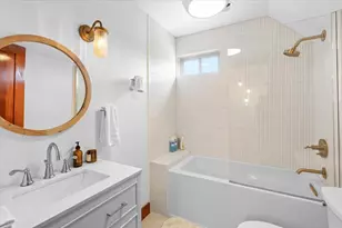 139 SW I St, Grants Pass, OR 97526 - Photo 34