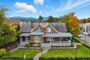 139 SW I St, Grants Pass, OR 97526 - Photo 40