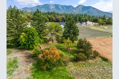 348 Ridgewood Drive, Jacksonville, OR 97530 - Photo 50