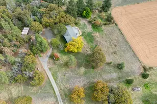 348 Ridgewood Dr, Jacksonville, OR 97530 - Photo 44