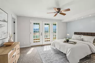 348 Ridgewood Dr, Jacksonville, OR 97530 - Photo 16