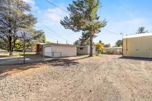 5752 Denver Ave, Klamath Falls, OR 97603 - Photo 8