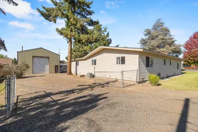 5752 Denver Avenue, Klamath Falls, OR 97603 - Photo 4