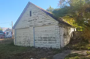 4107 Bisbee St, Klamath Falls, OR 97603 - Photo 2