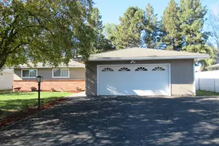 3540 Montavilla Dr, Klamath Falls, OR 97603 - Photo 4