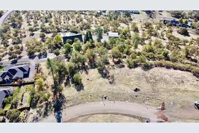 1219 Overlook Drive, Eagle Point, OR 97524 - Photo 16