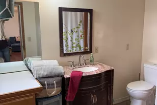 127 SE 8th St, Madras, OR 97741 - Photo 8