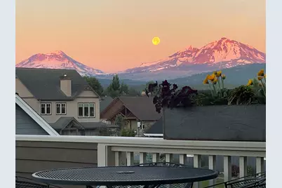 597 W Jefferson Avenue, Sisters, OR 97759 - Photo 32