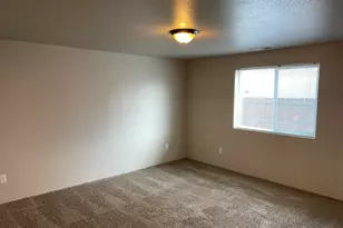 760 Nicholas Lee Dr, Medford, OR 97501 - Photo 10