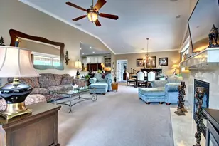 100 Springbrook Dr, Grants Pass, OR 97527 - Photo 18