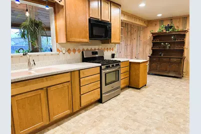 5245 Sturdivant Avenue, Klamath Falls, OR 97603 - Photo 14