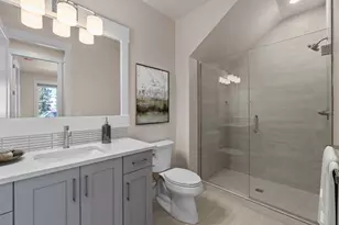 3931 NE Oakside Loop, Bend, OR 97701 - Photo 8