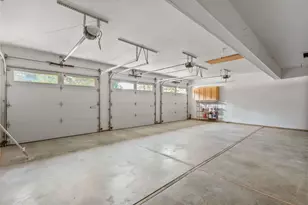 20886 King David Ave, Bend, OR 97702 - Photo 38