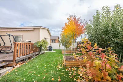 2456 SW Mariposa Loop, Redmond, OR 97756 - Photo 20