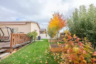 2456 SW Mariposa Loop, Redmond, OR 97756 - Photo 20