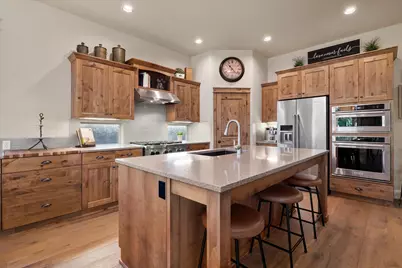 60208 Rolled Rock Way, Bend, OR 97702 - Photo 14