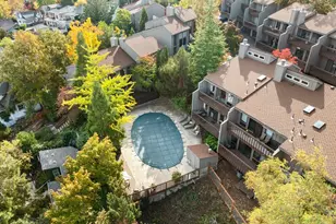 327 Ravenwood Pl, Ashland, OR 97520 - Photo 24