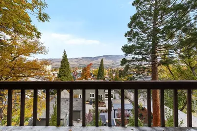 327 Ravenwood Place, Ashland, OR 97520 - Photo 22