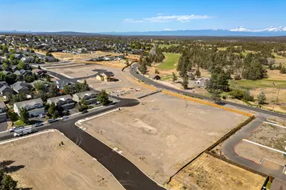 4337 SW Rhyolite Place #Lot 19, Redmond, OR 97756 - Photo 2