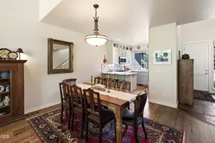 1302 Highland View Loop, Redmond, OR 97756 - Photo 16