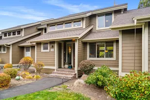1302 Highland View Loop, Redmond, OR 97756 - Photo 4