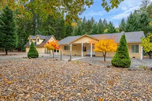 335 Cornett Ln, Cave Junction, OR 97523 - Photo 2