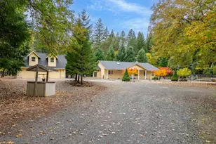 335 Cornett Ln, Cave Junction, OR 97523 - Photo 6