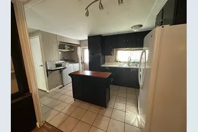 421 Stevens Road #52, Eagle Point, OR 97524 - Photo 8