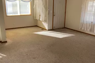 4200 Summers Ln, Klamath Falls, OR 97603 - Photo 16