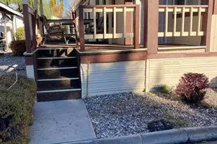 4200 Summers Ln, Klamath Falls, OR 97603 - Photo 4