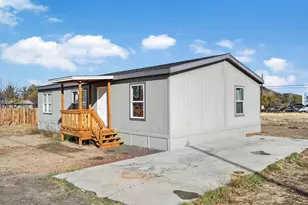 8540 9th St, Terrebonne, OR 97760 - Photo 2