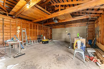 3046 Crystal Mountain Avenue, Medford, OR 97504 - Photo 18