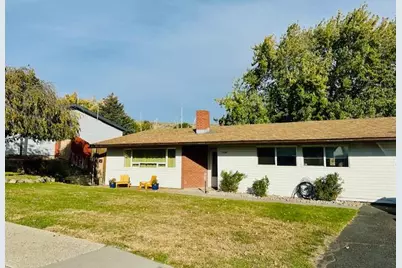 10119 Wright Avenue, Klamath Falls, OR 97603 - Photo 4