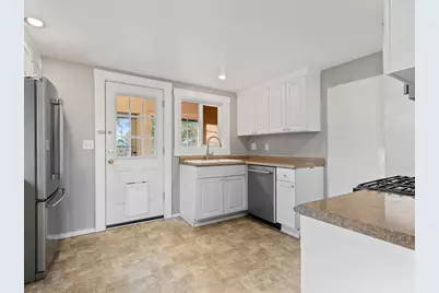 1420 Lookout Avenue, Klamath Falls, OR 97601 - Photo 12