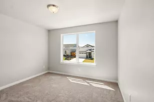 151 Valemont Dr, Eagle Point, OR 97524 - Photo 22