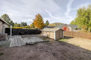 940 NE Purcell Blvd, Bend, OR 97701 - Photo 42