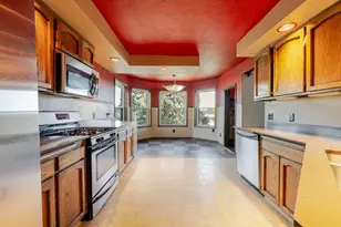 940 NE Purcell Blvd, Bend, OR 97701 - Photo 16