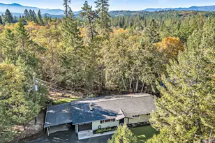 387 Cienaga Ln, Grants Pass, OR 97526 - Photo 6