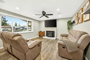 745 Herman Ave, Medford, OR 97501 - Photo 4