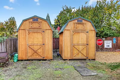 745 Herman Avenue, Medford, OR 97501 - Photo 18