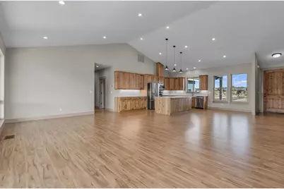 502 SW Bent Loop, Powell Butte, OR 97753 - Photo 8