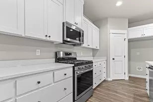 3734 Carlin Dr, Medford, OR 97504 - Photo 18