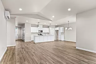 3734 Carlin Dr, Medford, OR 97504 - Photo 14