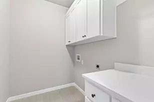 3734 Carlin Dr, Medford, OR 97504 - Photo 24